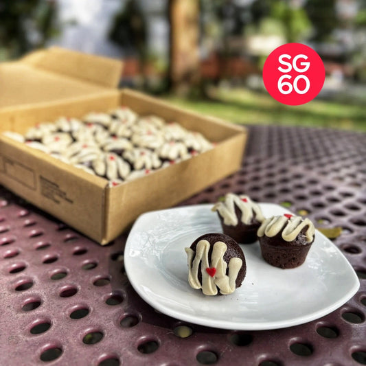 SG60 Sweet Treat Box (25 Red Velvet Canapés)